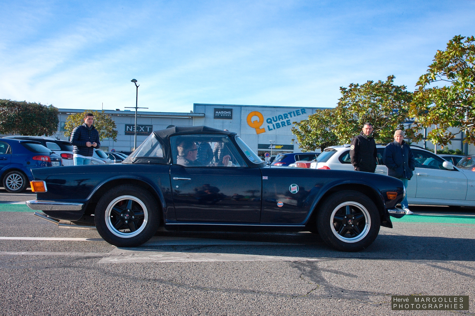 Triumph TR6-01.jpg